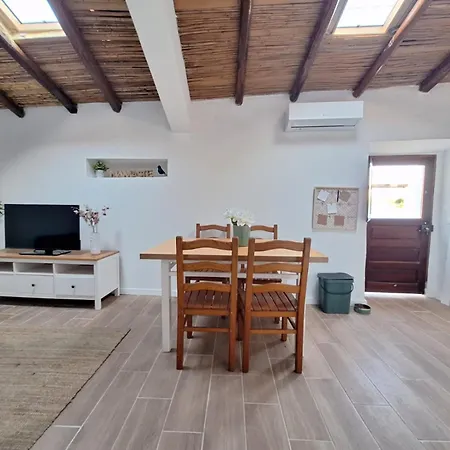 Typical House In Algarve 5m From Ferienhaus