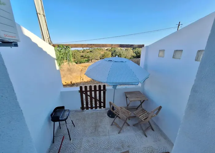 Typical House In Algarve 5m From 別荘 *